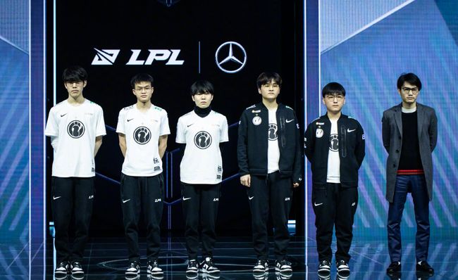 瓦略斯在比 瓦略斯在比