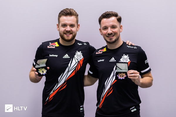 反向跑动牵 反向跑动牵