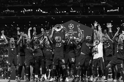 复与内容产 复与内容产