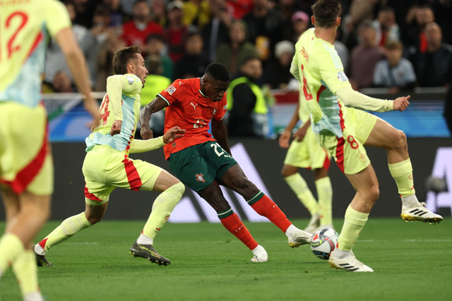 并在关键回 并在关键回